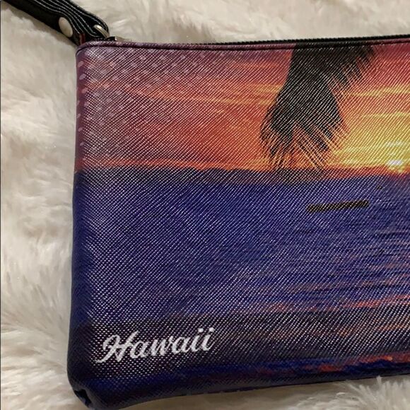 ( Wristlet wallet) from Hawaii - Picture 4 of 5